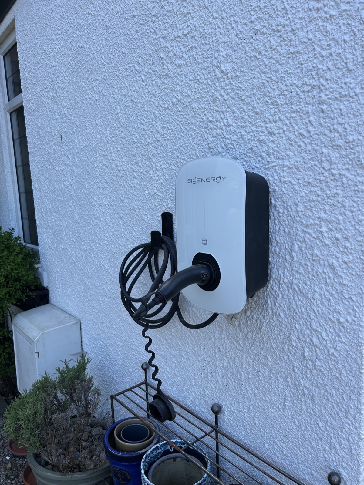 Sigenergy 7 kW electric vehicle charger installed at the Yarm property